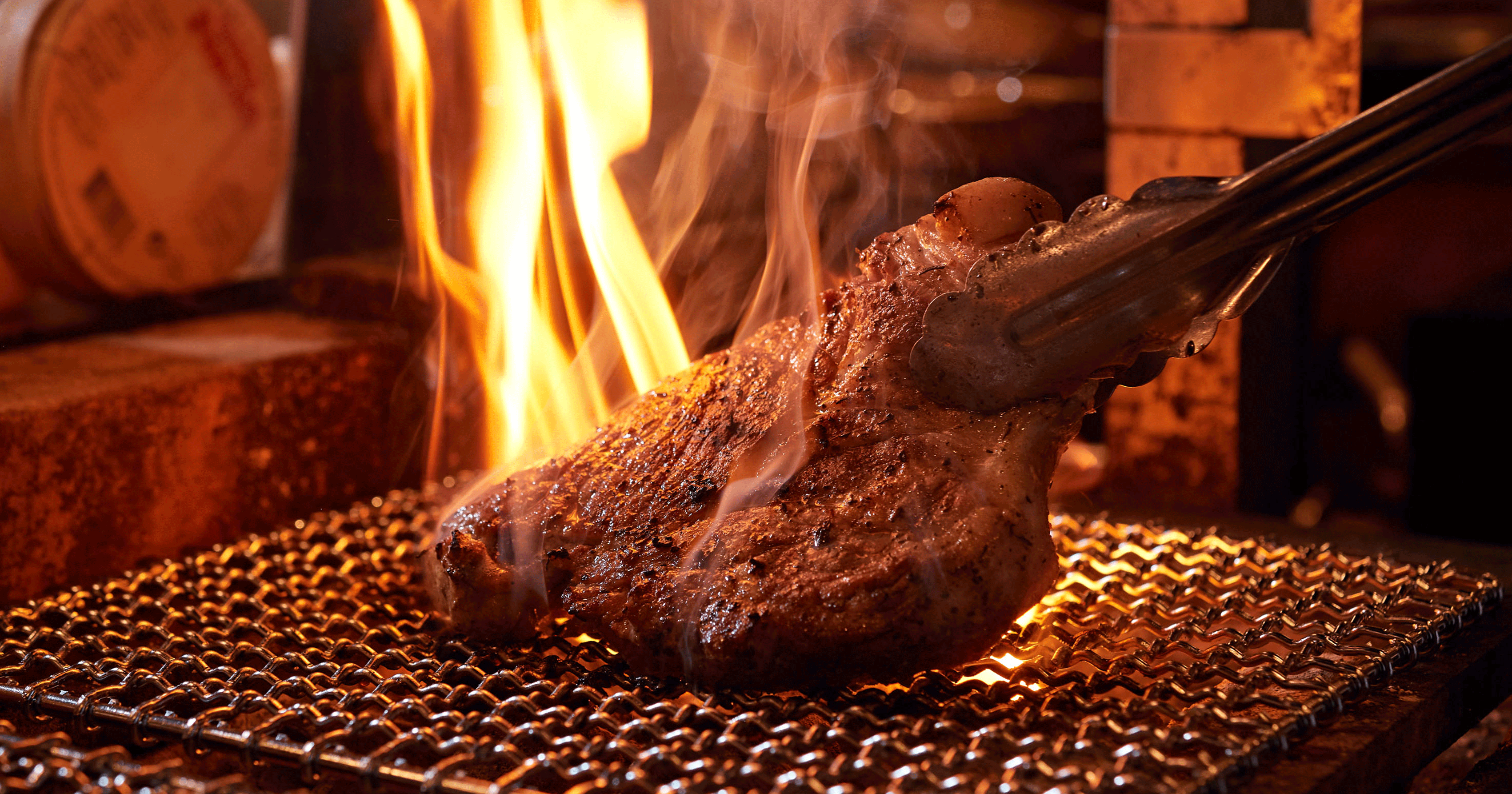 ん bistro の公式サイト画像